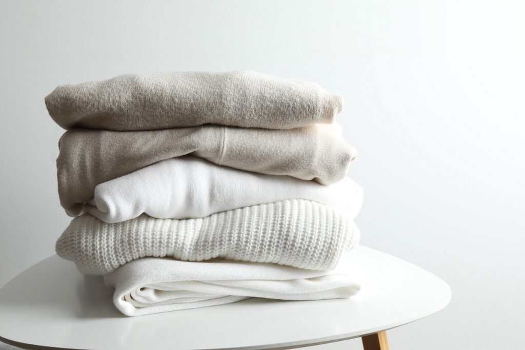 Laundry service process in Hoi An for travelers